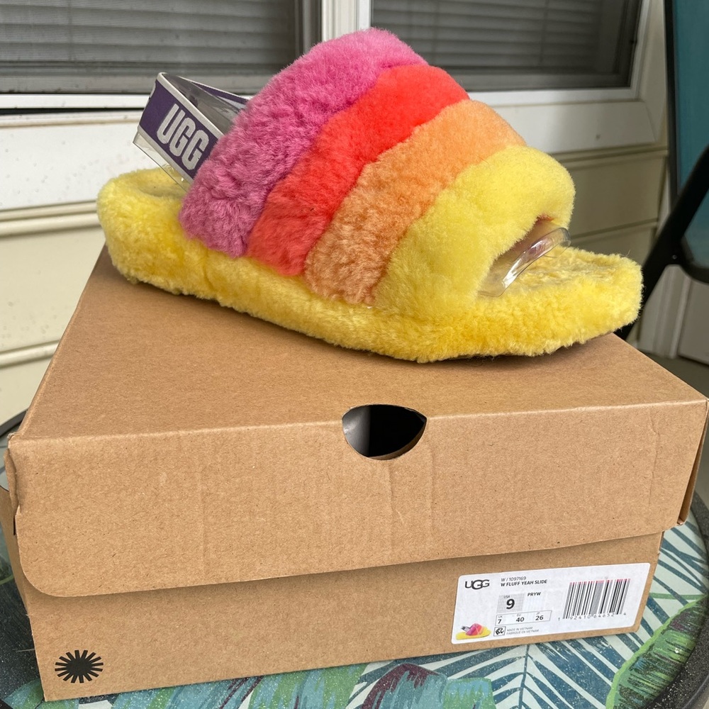 Ugg Fluff Yea Slide